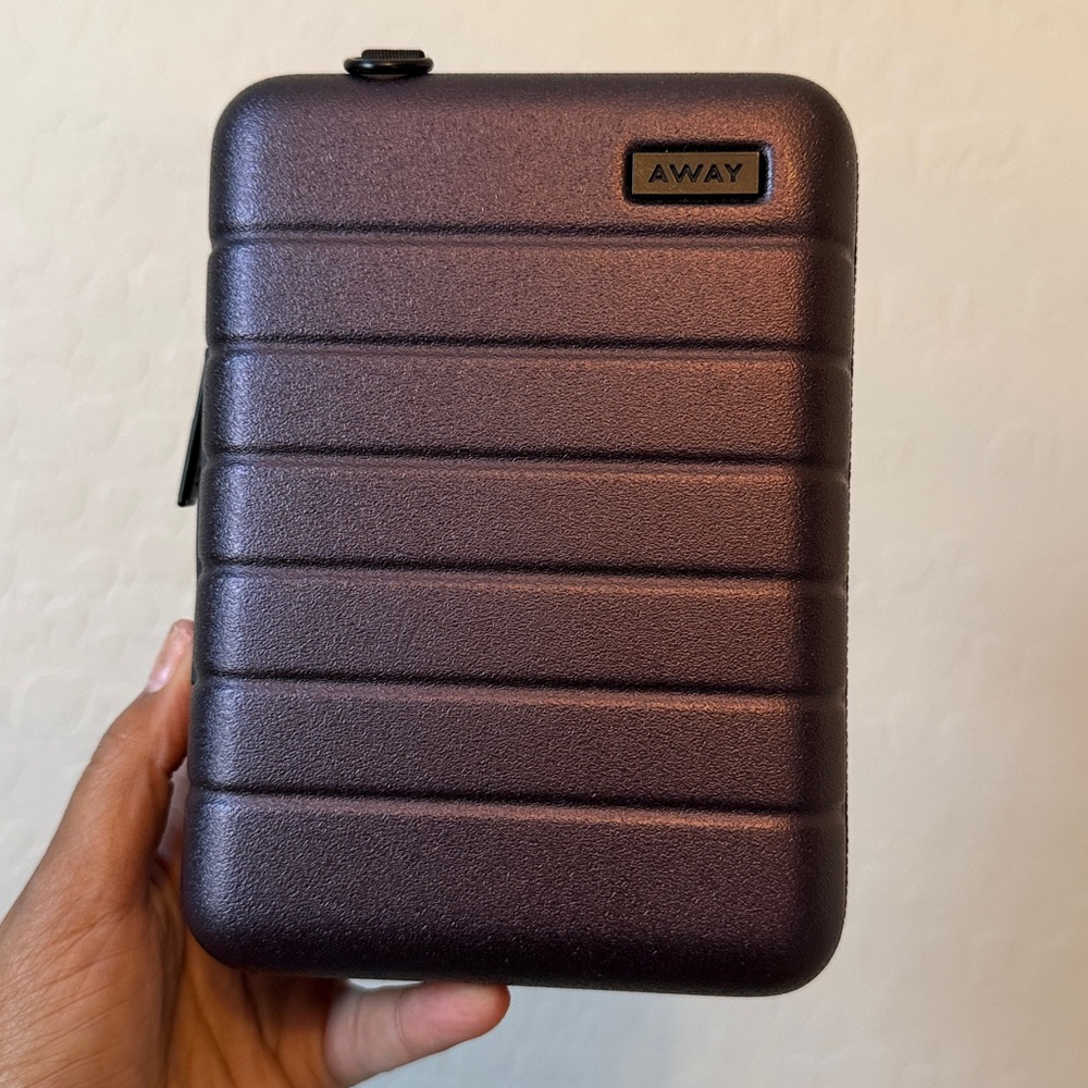 Away Mini Suitcase Travel Case in Amethyst - Picture 2 of 5